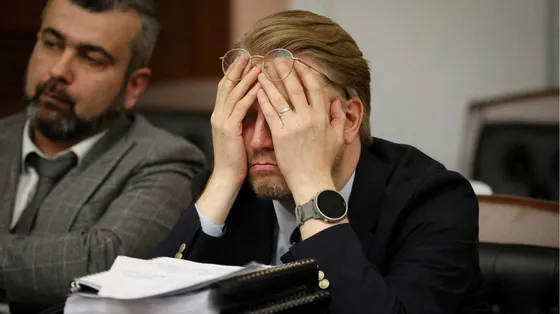 Il presidente di Jabloko, Nikolai Rybakov, durante l’udienza di ieri alla Corte Suprema / REUTERS