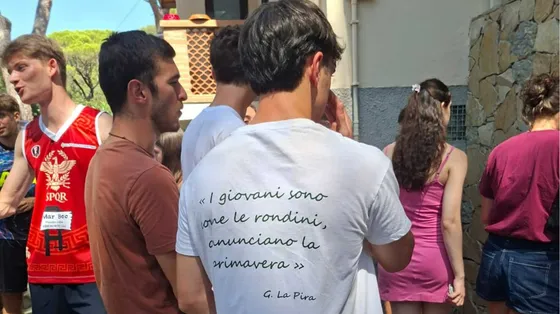 Giovani insieme da Paesi in guerra fra loro.
«Fare pace è accogliere il dolore dell’altro»