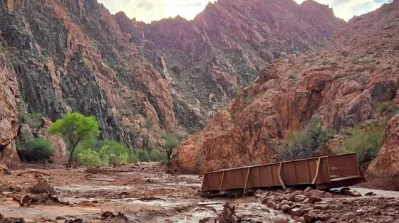 La piena nel Grand Canyon, la siccità record negli altri Stati: cartoline dagli Usa "negazionisti"