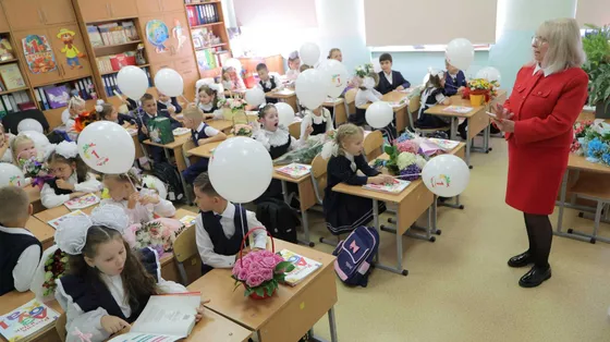 Al via la "nuova" scuola russa, con addestramento militare e storia patriottica