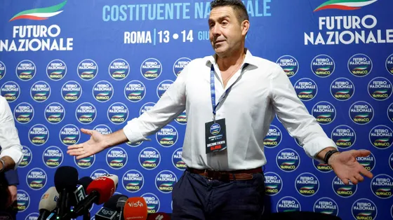 La procura militare indaga
sui soldati con Vannacci.
E Meloni diserta Cernobbio