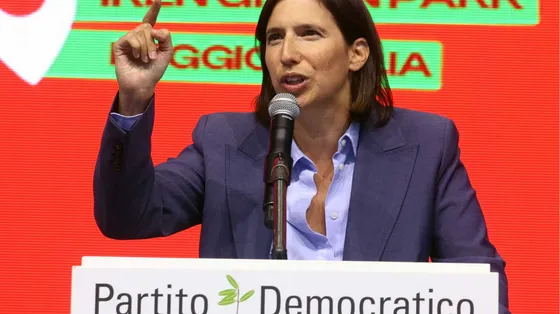 Primarie e riarmo dell'Ucraina: Schlein e Conte duellano a distanza