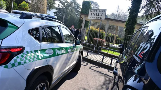 Un tredicenne ha accoltellato la propria prof a Roma e si filma: cosa sappiamo
