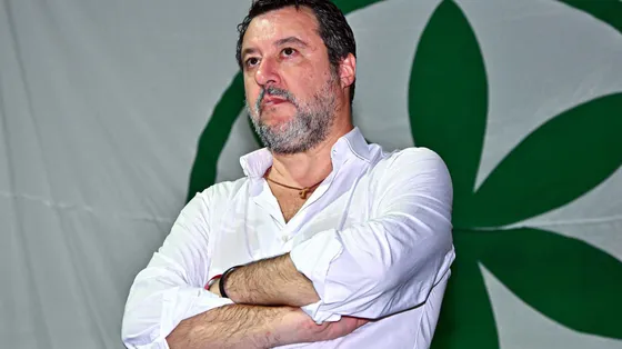 Lega, la mossa di Salvini: congresso a ottobre