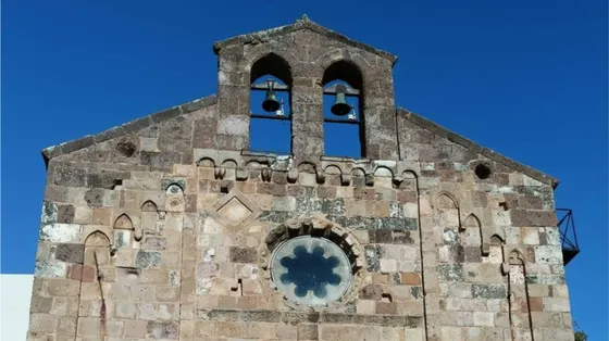 La fabbrica di armi sponsorizza la festa patronale, ma don Maurizio dice «No»