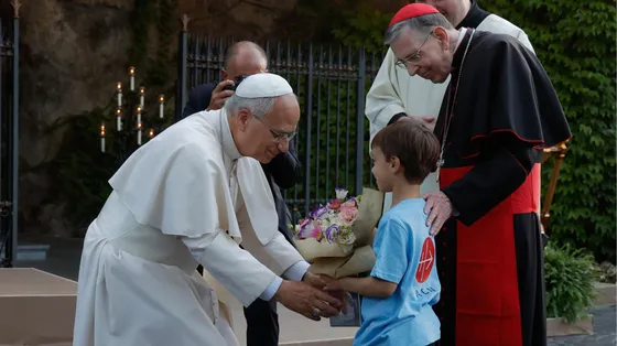 Il Papa e il Rosario con un milione di bambini: «Gesù, donaci la pace»