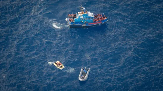 Dopo i soccorsi, manca all'appello un altro gommone con 30 migranti