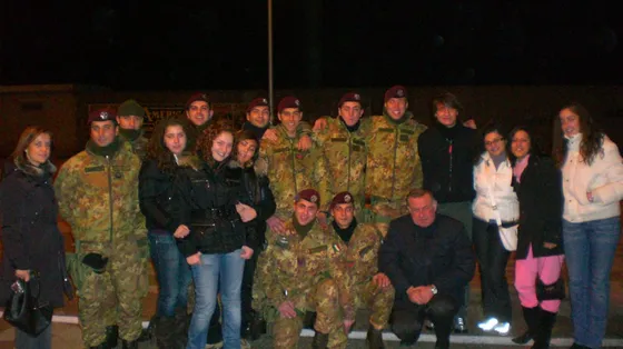 Quando la Folgore, chiamata a Caserta nel 2008, sfidò i clan dei Casalesi