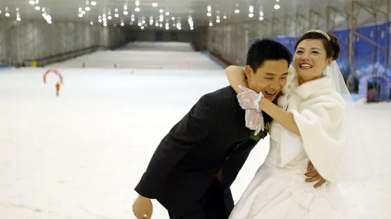La Cina fronteggia un continuo calo di matrimoni