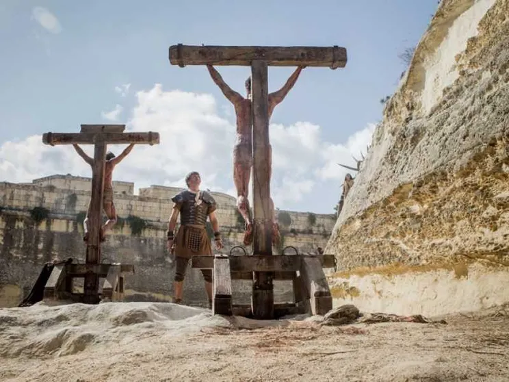 Risorto, la Pasqua diventa un thriller / Trailer