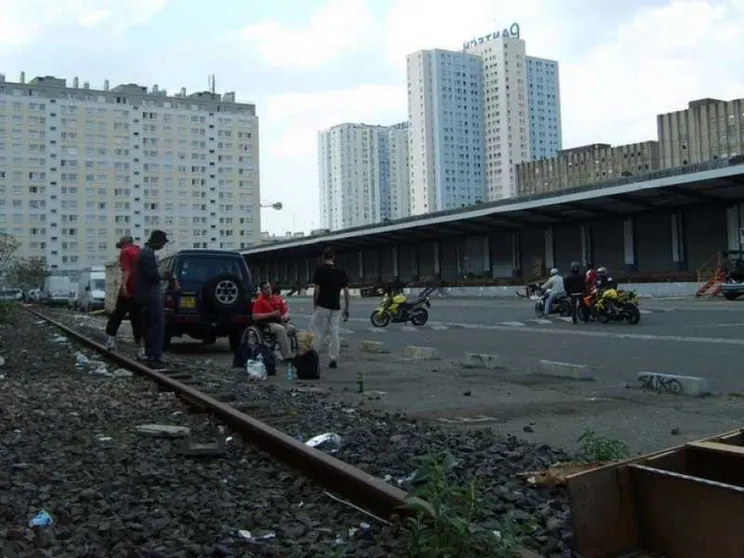 Viaggio nelle tensioni sociali che agitano Parigi