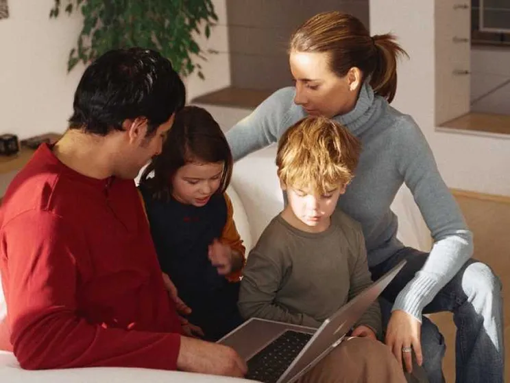 «Famiglie con figli scippate di un miliardo»