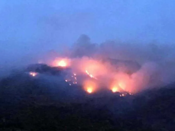 Pantelleria brucia, chiesto stato di emergenza