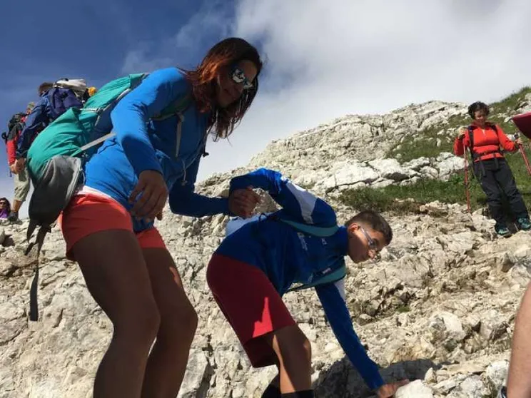 Per mano con Tamara fino alla vetta del Brenta