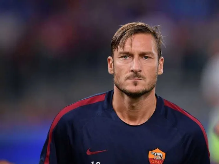 Totti, i 40 anni del campione di borgata