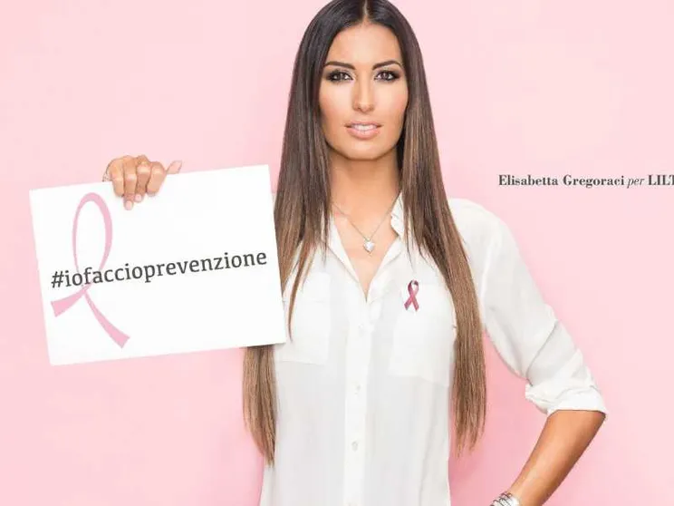 Tumori al seno, le regole per prevenirli