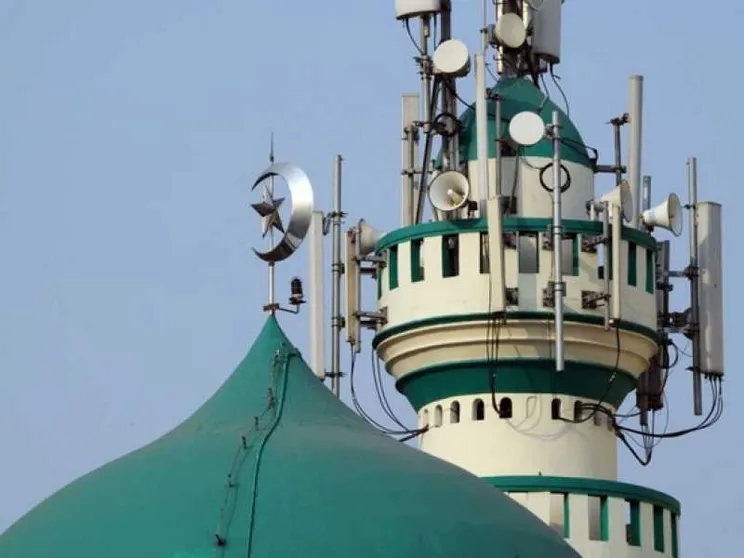 Il muezzin «disturba», Israele abbassa il volume