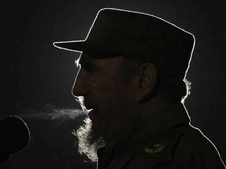 Addio Fidel Castro, nove giorni di lutto nazionale