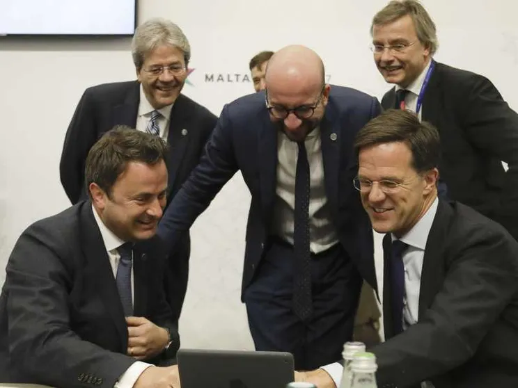 Migranti, l'Ue: pieno sostegno all'Italia per l'accordo con la Libia
