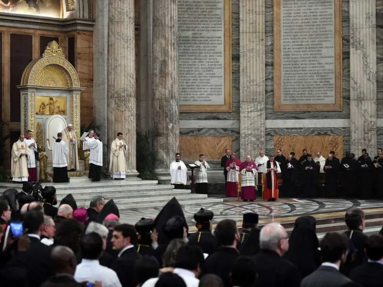 Papa Francesco agli evangelici: camminiamo assieme senza rancori
