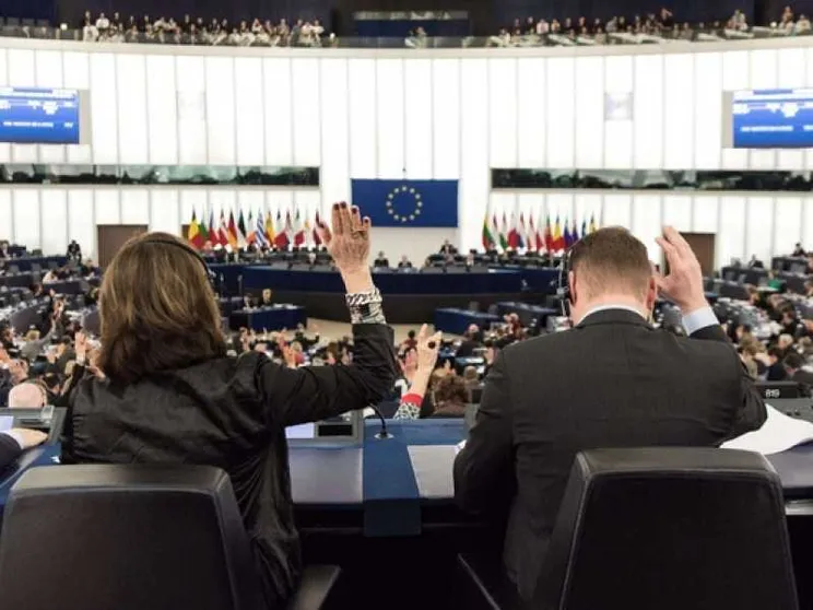 La risposta a Trump: «Finanziamo noi le politiche abortiste»