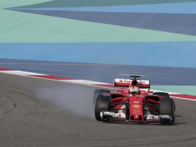 Mercedes in prima fila, Bottas conquista la pole