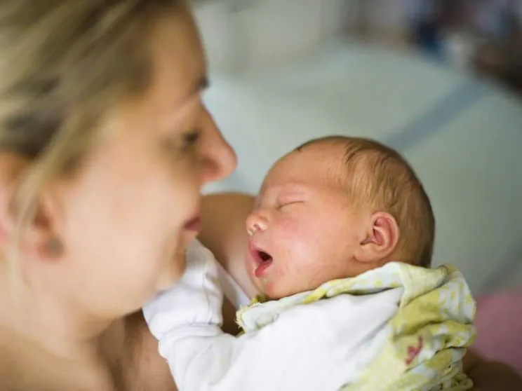 Bonus mamma da 800 euro. Ecco chi può chiederlo e come