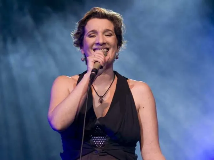 Dulce Pontes: tra note e fede, il mio pellegrinaggio in musica