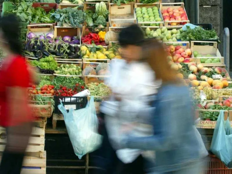 3,6 milioni di famiglie senza reddito da lavoro. Aumenta la diseguaglianza
