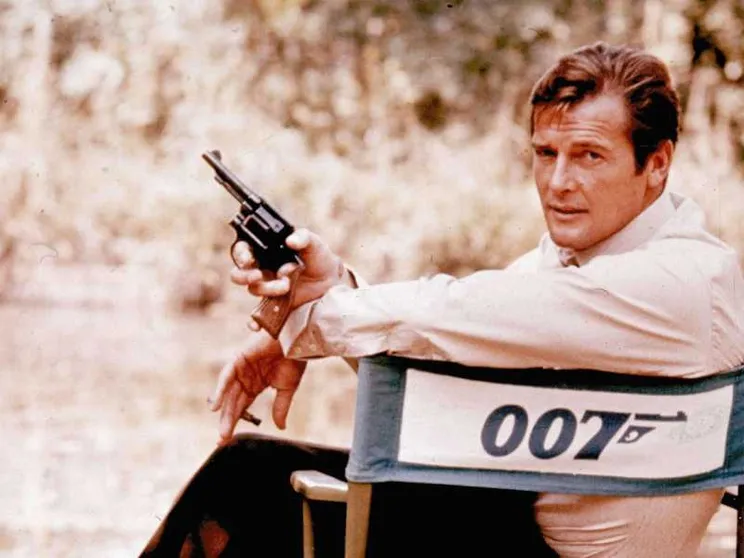 Addio Roger Moore, lo 007 più ironico