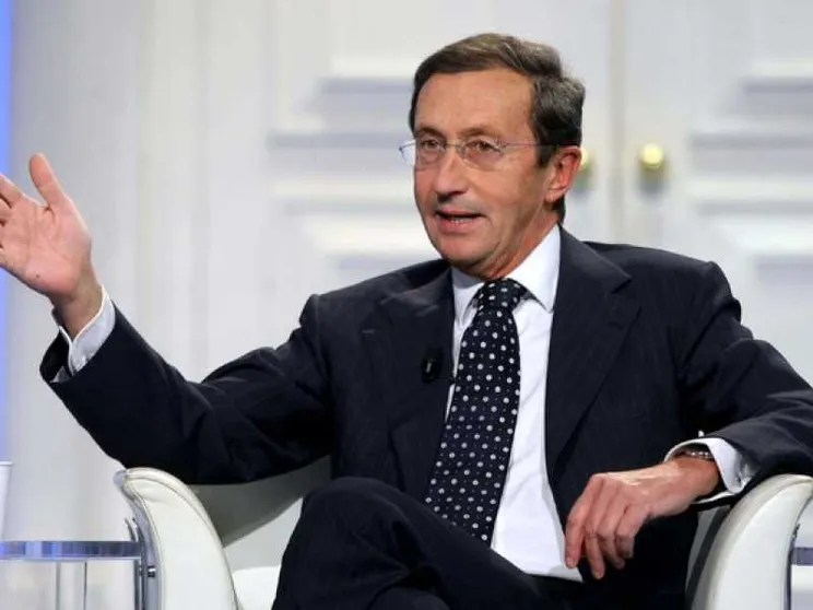 Riciclaggio: sequestrato 1 milione di euro a Gianfranco Fini