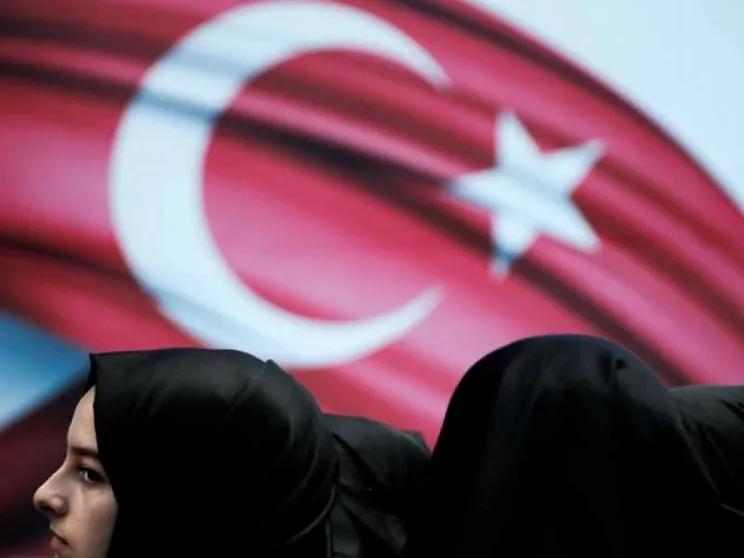 Turnaoglu: con Erdogan la Turchia davanti a un bivio