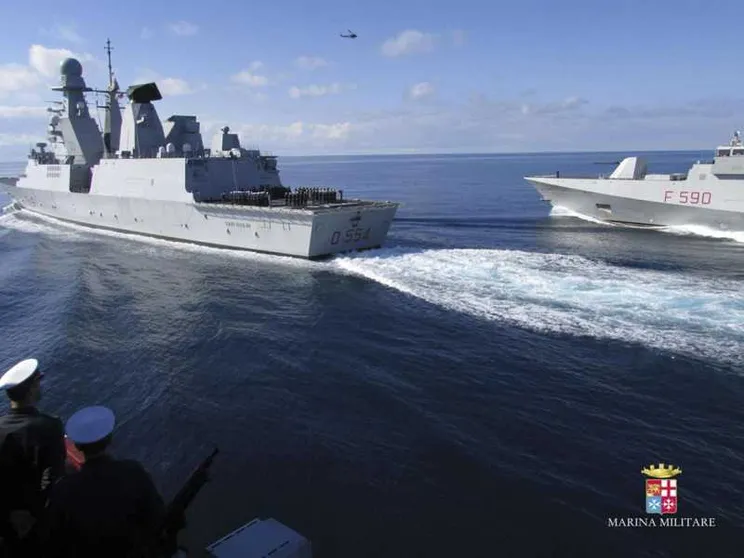 Missione navale in Libia, sì del Parlamento. Ma il generale Haftar minaccia