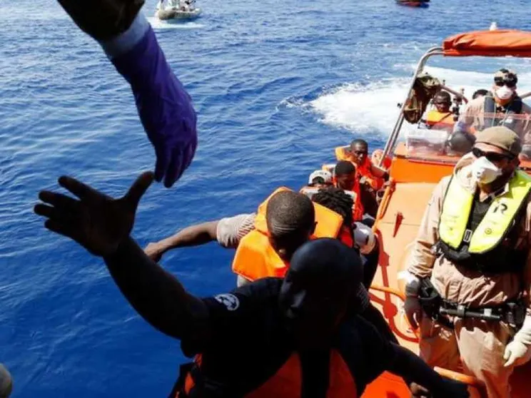 Ciò che conta, nel dubbio, è sempre salvare vite