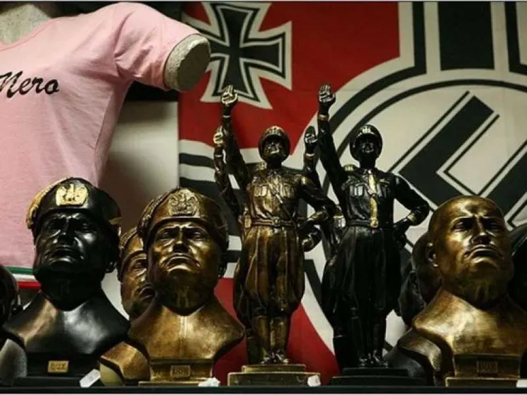Sulla Rete le pagine «nere» conquistano un milione di nostalgici del Duce