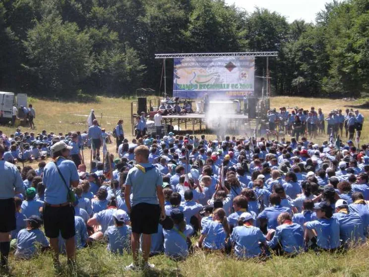 Scout gay, un caso da affrontare
