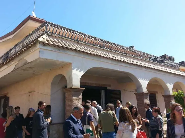 La villa dei Casamonica diventerà un centro per ragazzi autistici
