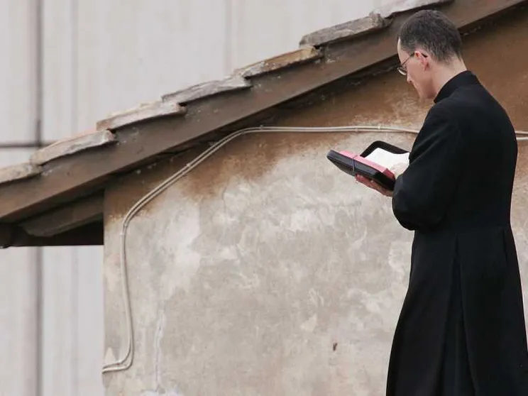 Il Papa: no ai preti da salotto, sì ai discepoli in cammino