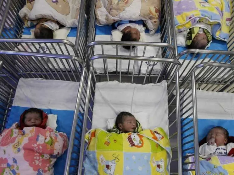 Così i figli di stranieri (14%) sostengono le nascite