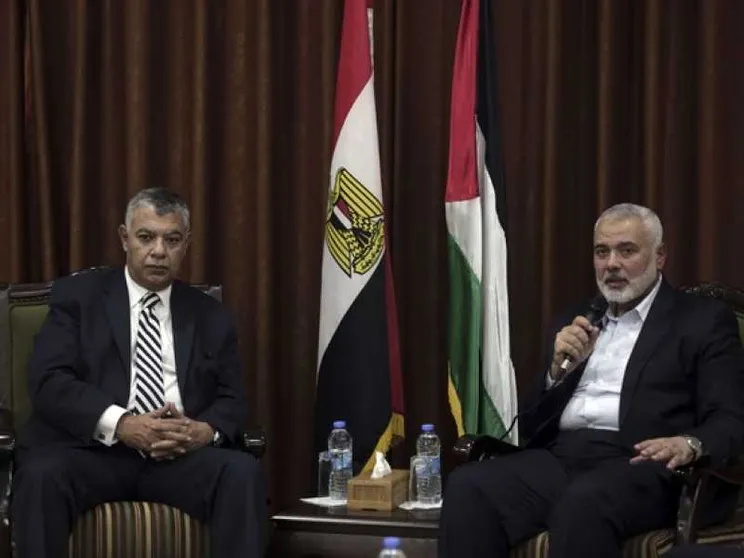 Siglata ufficialmente la pace tra Fatah e Hamas: Abu Mazen presto a Gaza