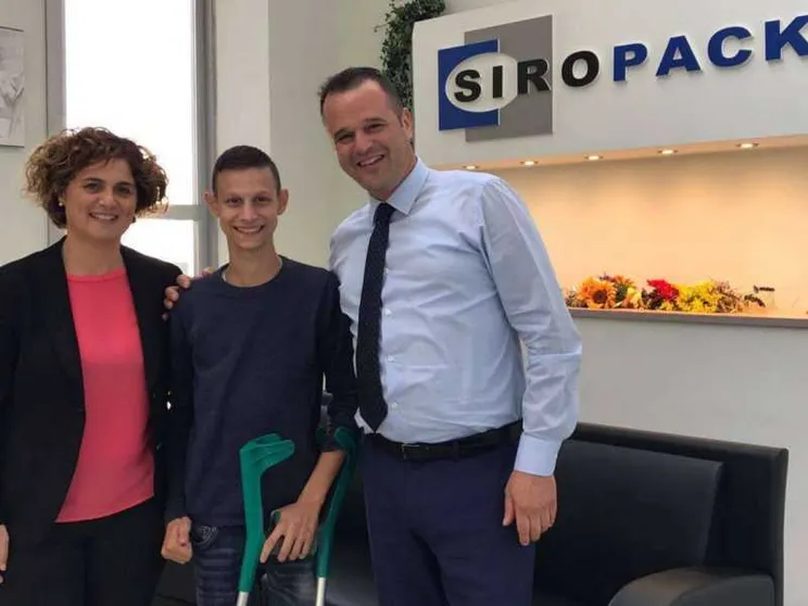 Steven, 22 anni e un tumore. L'Inps sospende l'indennità, l'azienda no