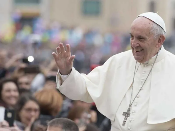 «Al momento della morte Gesù ci prenderà per mano: 'Vieni, alzati'»
