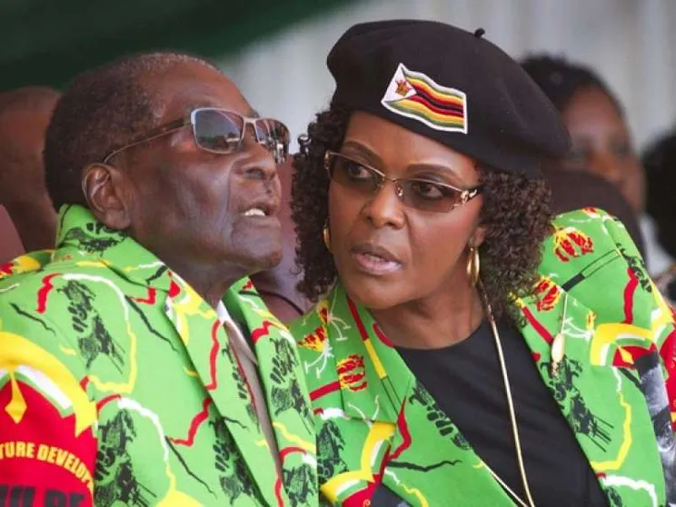 Mugabe si dimette da presidente dopo 37 anni di governo