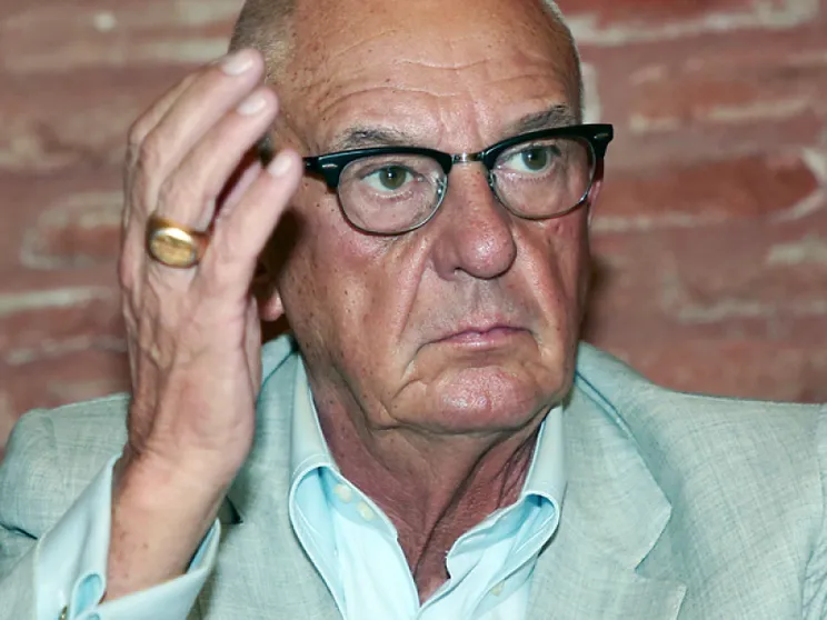 Il peso della sofferenza e le parole che umiliano