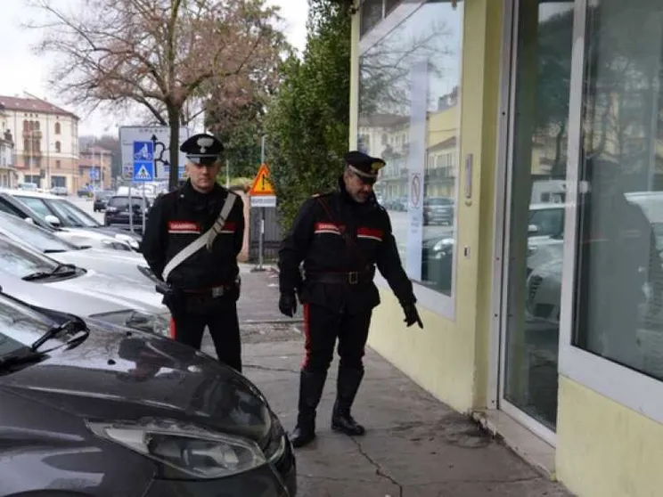 Incendio porta moschea, individuato il piromane