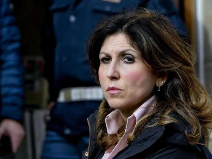 La mamma coraggio di Napoli contro le baby gang