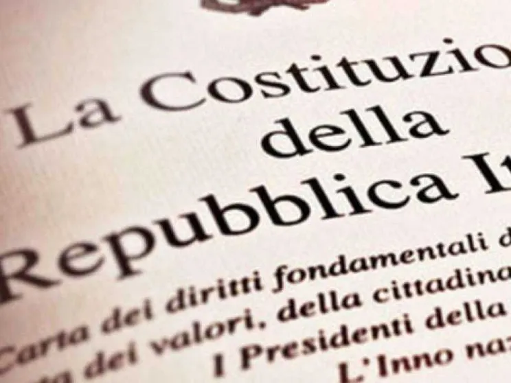 La Carta, non comando ma ordinamento