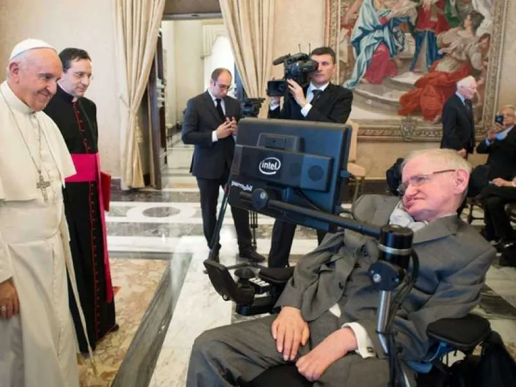 È morto Hawking, l'astrofisico che studiò le origini dell'universo