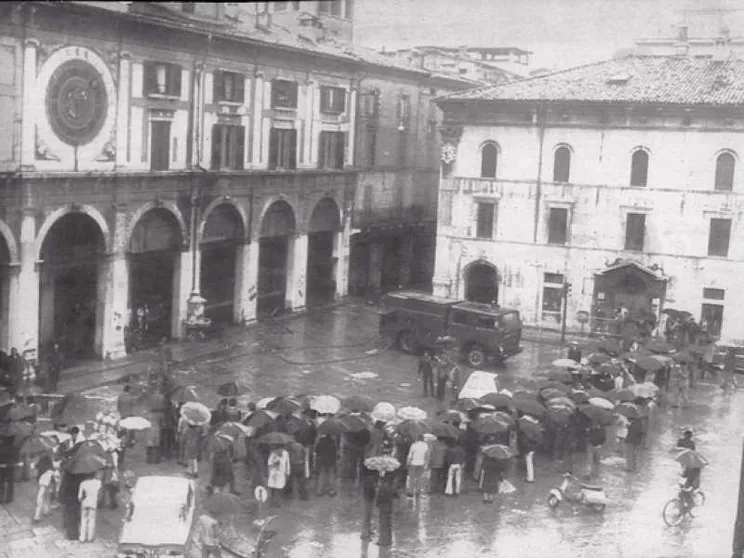 1974 - Stragi e austerità, l’Italia vive in «guerra»