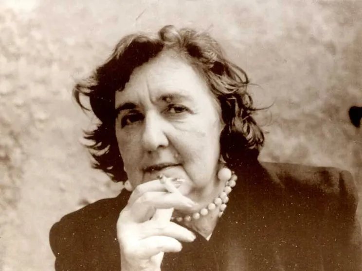«Alda Merini questa sera torna sul palco e recita tra noi»